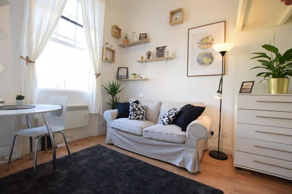 Stylish Studio Apartment Camden Londres Exterior foto